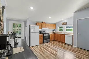 1695 Quaker Ave, Portage, MI 49024 - Photo 4