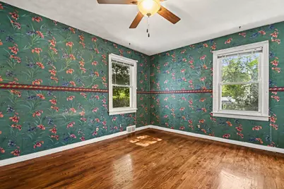 246 SE Lemyra SE, Wyoming, MI 49548 - Photo 10