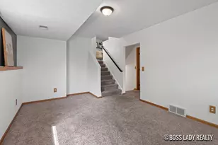 1476 Meadowview St SW, Wyoming, MI 49509 - Photo 16