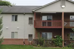 2396 Quarterback Ct, Ypsilanti, MI 48197 - Photo 2