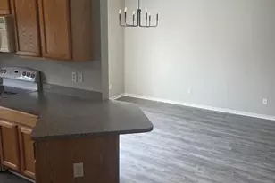 3211 Addington Dr, Walled Lake, MI 48390 - Photo 4