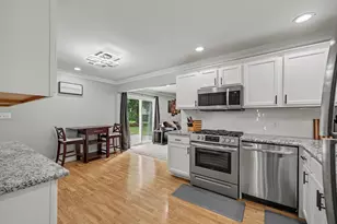 3308 Grafton St, Lake Orion, MI 48359 - Photo 8