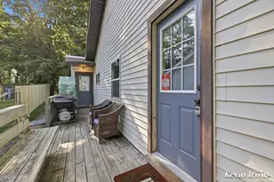 6780 Tulare Ave NE, Rockford, MI 49341 - Photo 4