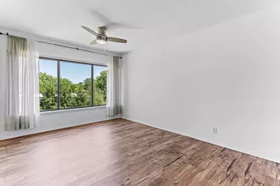 2126 Pauline Boulevard #301, Ann Arbor, MI 48103 - Photo 8