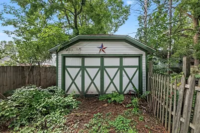 610 Cherry Street, Cadillac, MI 49601 - Photo 28