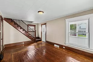 547 N Pleasant St, Jackson, MI 49202 - Photo 4