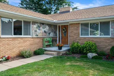 1161 Fox Hills Drive, Howell, MI 48843 - Photo 4