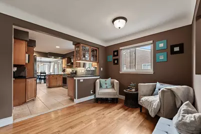 16943 Elizabeth Street, Beverly Hills, MI 48025 - Photo 8
