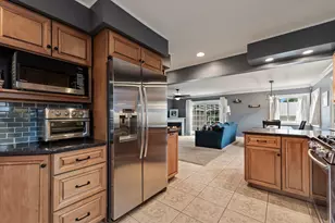16943 Elizabeth St, Beverly Hills, MI 48025 - Photo 10