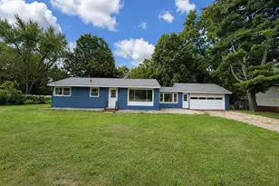 6060 Twilight Ave, Kalamazoo, MI 49048 - Photo 2