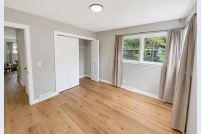 6060 Twilight Avenue, Kalamazoo, MI 49048 - Photo 8