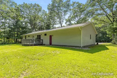 572 Stevenscott Drive, Muskegon, MI 49442 - Photo 20