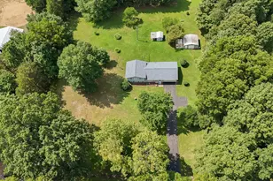 28493 Downey St, Dowagiac, MI 49047 - Photo 32