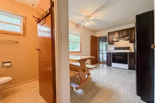 28493 Downey St, Dowagiac, MI 49047 - Photo 8