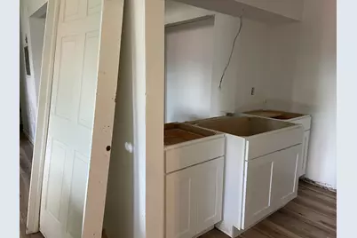 323 E Bell Street #101, Camden, MI 49232 - Photo 8