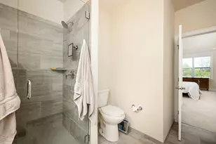 3031 N Spurway Dr, Ann Arbor, MI 48105 - Photo 22
