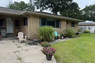 925 Wendover Blvd, Norton Shores, MI 49441 - Photo 12