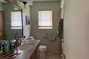 925 Wendover Blvd, Norton Shores, MI 49441 - Photo 6