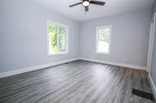 822 N Main St, Three Rivers, MI 49093 - Photo 24