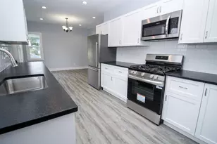 822 N Main St, Three Rivers, MI 49093 - Photo 12