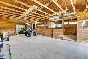 10077 Maple Hill Rd, Howard City, MI 49329 - Photo 46