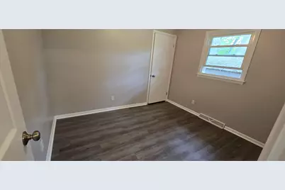 2144 Plainfield Avenue, Norton Shores, MI 49441 - Photo 12