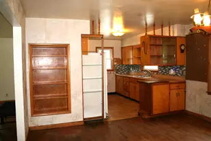 1175 Ravina Ave, Benton Harbor, MI 49022 - Photo 16
