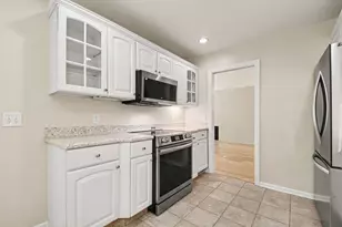 1521 Lake Grove Ave SE, East Grand Rapids, MI 49506 - Photo 14