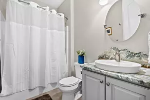8874 Oak Meadow Cove, Portage, MI 49024 - Photo 20