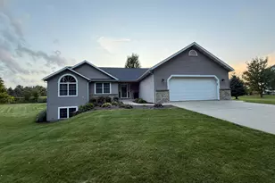 6511 N 14th St, Kalamazoo, MI 49009 - Photo 1