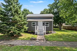 224 Washington St, Bronson, MI 49028 - Photo 1