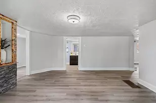 224 Washington St, Bronson, MI 49028 - Photo 12