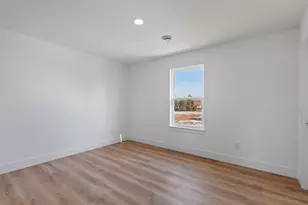 2018 Green Acres Dr, Adrian, MI 49221 - Photo 6