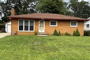 1962 Francis Ave, Muskegon, MI 49442 - Photo 1