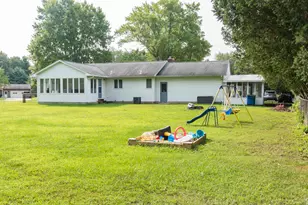 3093 Thayer Ave, Kalamazoo, MI 49004 - Photo 6