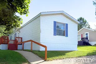1382 Beaver Dam Dr NE, Belmont, MI 49306 - Photo 1