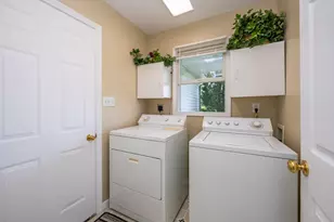 401 S Veronica Ct, Saint Joseph, MI 49085 - Photo 20