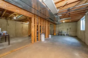401 S Veronica Ct, Saint Joseph, MI 49085 - Photo 38