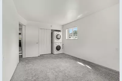 742 W Kilgore Road #108, Kalamazoo, MI 49008 - Photo 14
