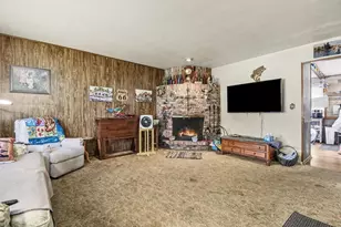 1457 Laughlin Dr NW, Grand Rapids, MI 49504 - Photo 8