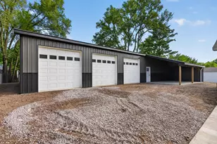 116 Falcon Rd, Jackson, MI 49202 - Photo 2