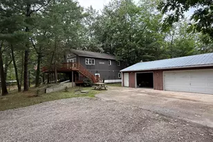 5700 W Lakeshore Ct, Pentwater, MI 49449 - Photo 2
