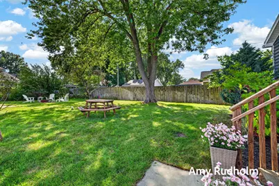 532 Jackson Avenue, Grand Haven, MI 49417 - Photo 2