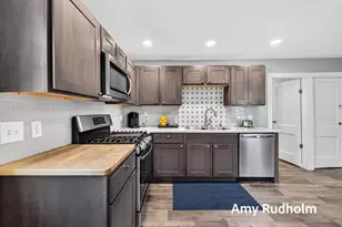 532 Jackson Ave, Grand Haven, MI 49417 - Photo 10