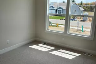 12455 Glenburn Dr, Grand Haven, MI 49417 - Photo 20