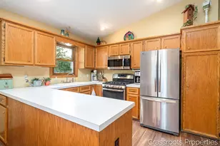 11328 56th Ave, Allendale, MI 49401 - Photo 6