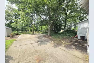 2209 Hoyt Street, Muskegon Heights, MI 49444 - Photo 4