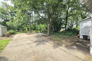 2209 Hoyt St, Muskegon Heights, MI 49444 - Photo 4