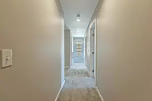 348 Sedgewood Ln, Ann Arbor, MI 48103 - Photo 16