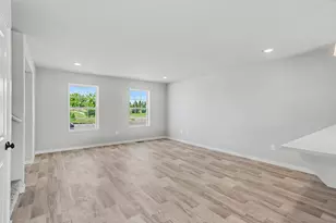 1005 Foxglove Ave, Vicksburg, MI 49097 - Photo 4